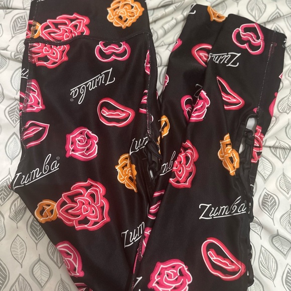 Zumba stole my Heart Leggings - Picture 4 of 4